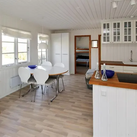 Adelita - 100m From The Sea By Interhome